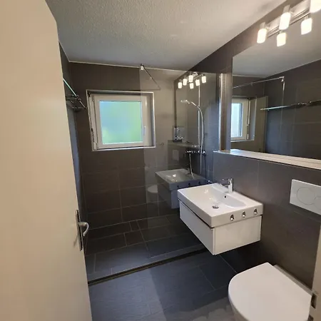Family Apartment Near Lenzerheide Ski-In & Fireplace צ'ורוואלדן