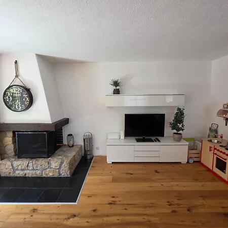 Family Apartment Near Lenzerheide Ski-In & Fireplace * צ'ורוואלדן